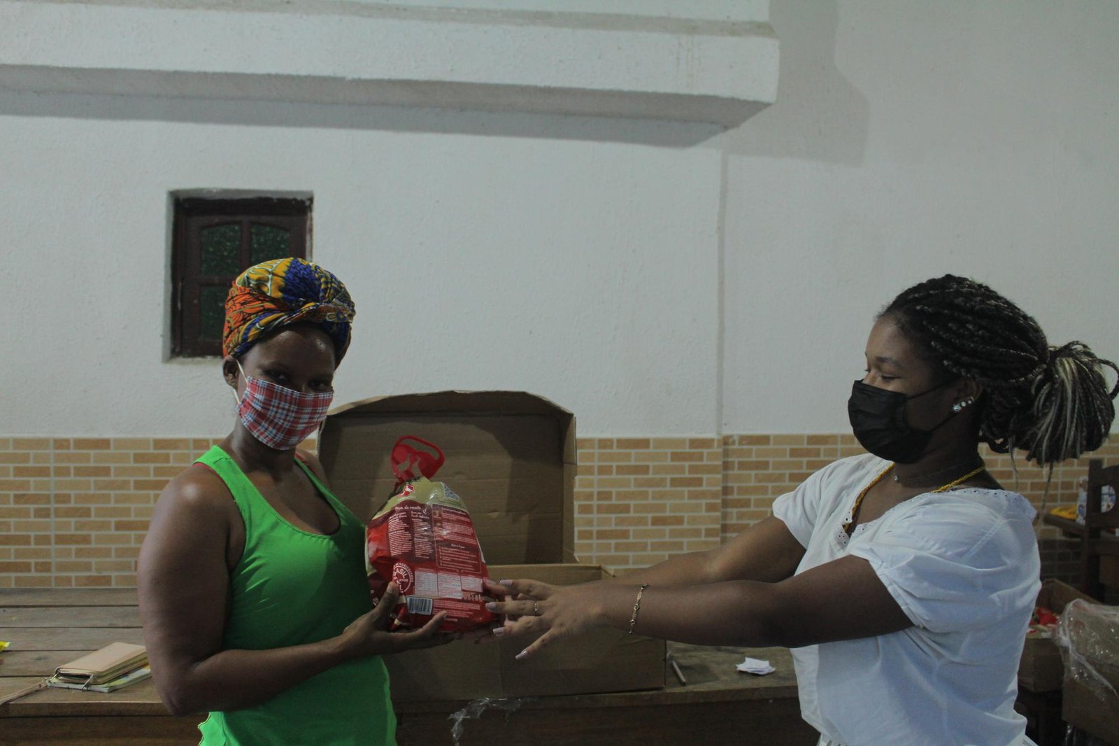 Doações de Cestas Básicas e outros itens alimentícios Doações de Cestas Básicas e outros itens alimentícios